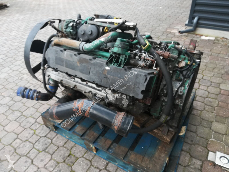 قطع غيار الآليات الثقيلة Renault PREMIUM DXI 7...