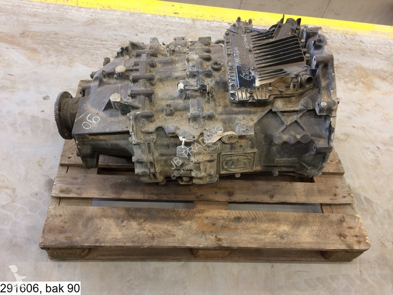قطع غيار الآليات الثقيلة ZF ASTRONIC, CF, 12 AS...