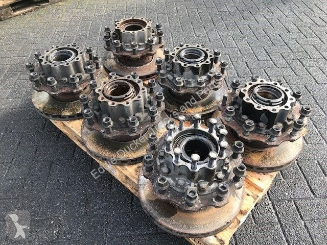 Peças pesados MAN 81.35003-7631 WHEEL HUB ZF...