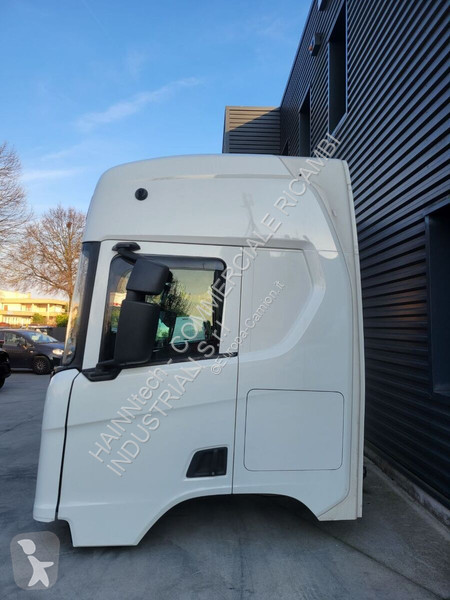 قطع غيار الآليات الثقيلة Scania CR 20 HIGHINE...
