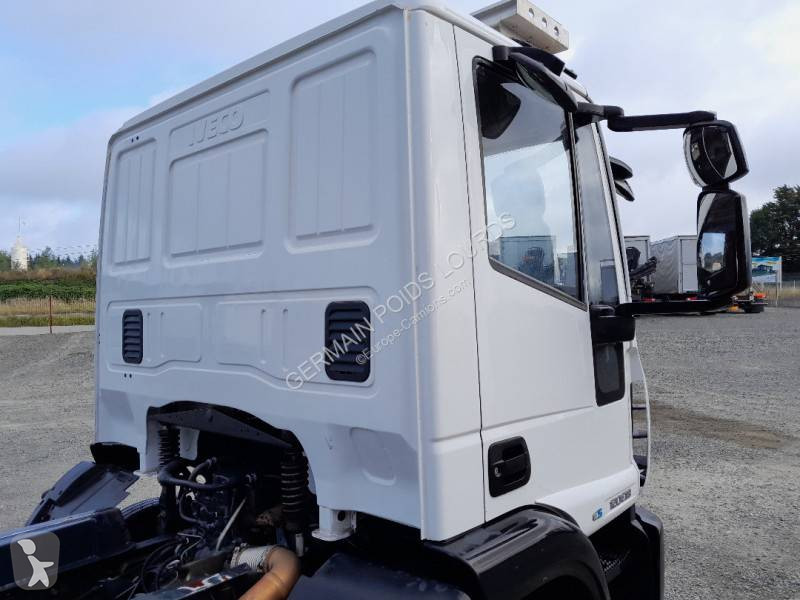 قطع غيار الآليات الثقيلة Iveco