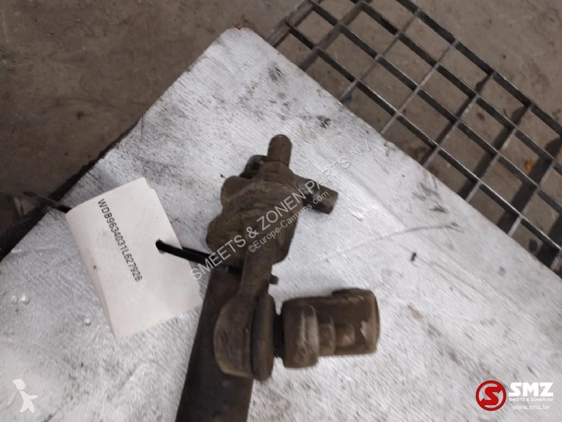 Náhradní díly pro kamiony Mercedes Occ...