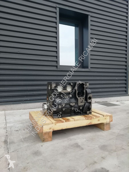 قطع غيار الآليات الثقيلة Iveco F4BE0454 WITH...