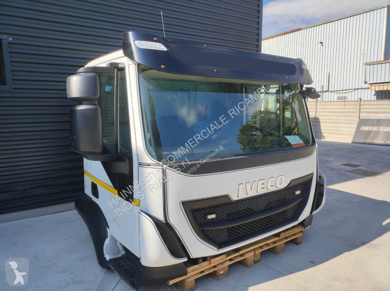 قطع غيار الآليات الثقيلة Iveco STRALIS TRAKKER...
