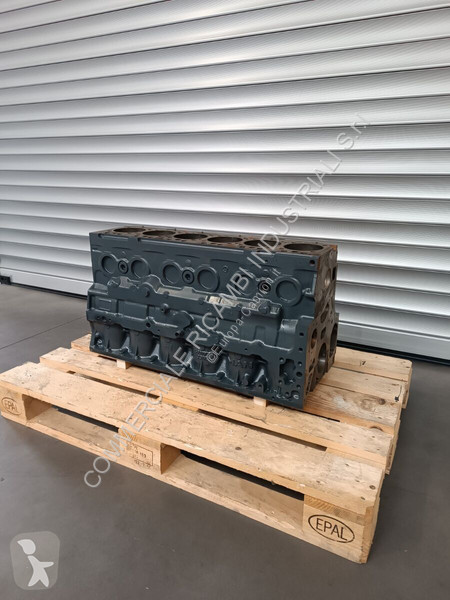 قطع غيار الآليات الثقيلة MAN TGM