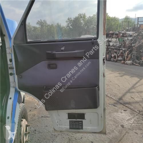 Vrachtwagenonderdelen Iveco Porte pour camion...