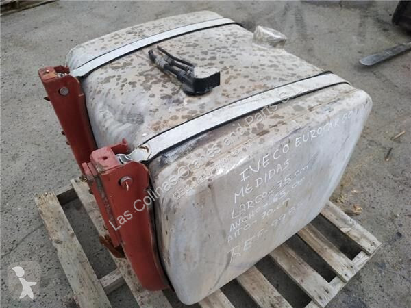 Vrachtwagenonderdelen Iveco Réservoir de...