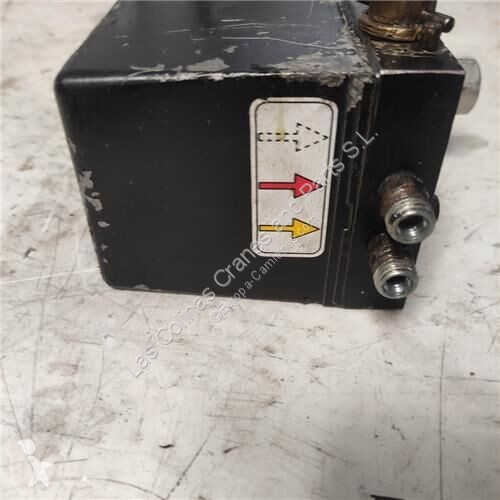 Reservdelar lastbilar  Pompe de levage de...