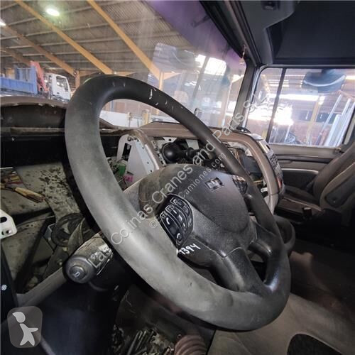 Reservdelar lastbilar DAF Volant pour tracteur...