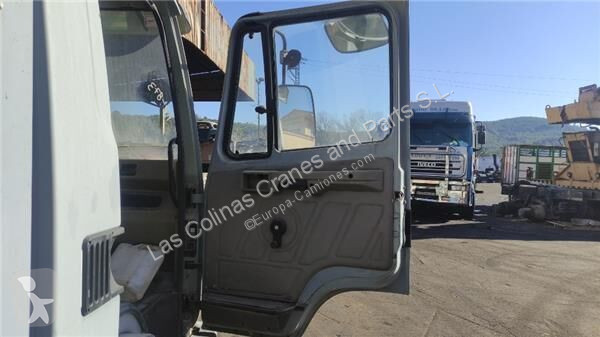 Reservdelar lastbilar DAF Porte pour camion  F...