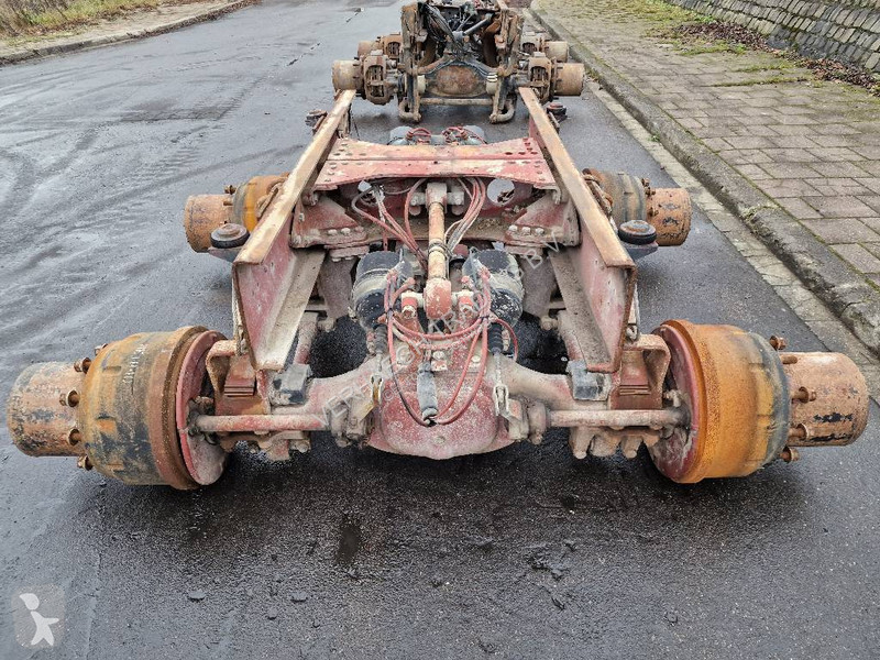 Reservdelar lastbilar Mercedes Tandem axle