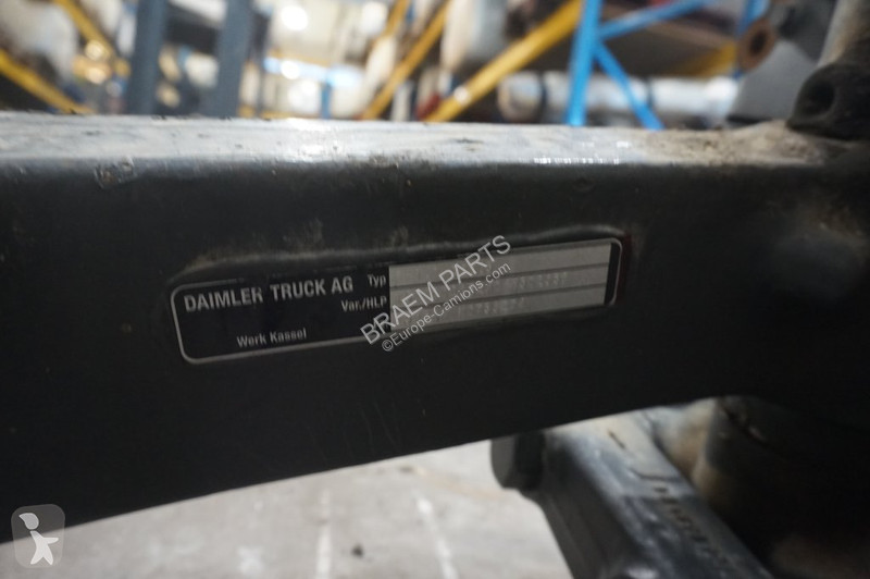 Reservdelar lastbilar Mercedes -8/C22.5/8X4
