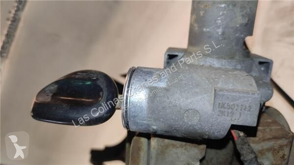 Reservdelar lastbilar DAF Serrure de contact...