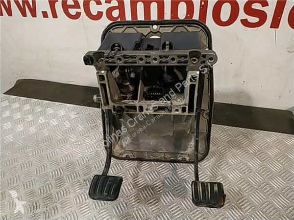 Náhradní díly pro kamiony Iveco Pédale...