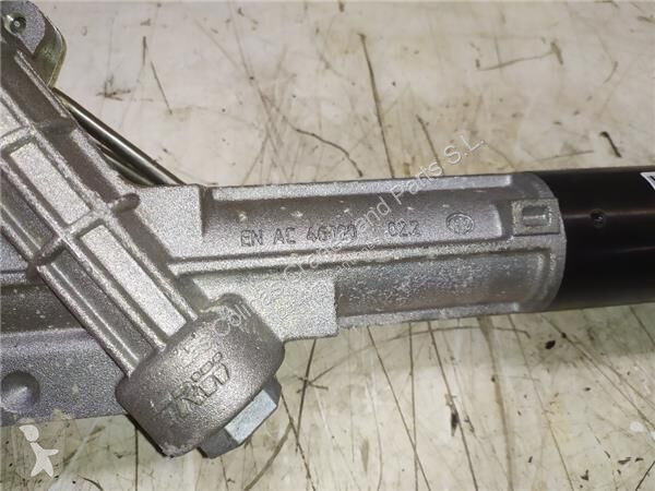 Pièces poids lourds Iveco Crémaillère de...