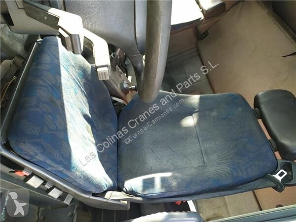 Reservdelar lastbilar Iveco Siège pour tracteur...