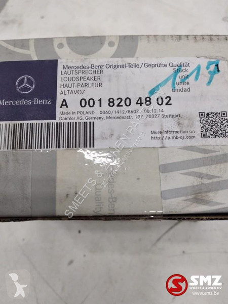 Náhradní díly pro kamiony Mercedes...
