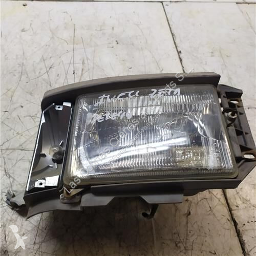 Náhradní díly pro kamiony Iveco Phare Delantero...