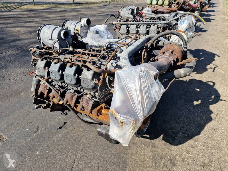 Запчасти для грузовика Mercedes OM442