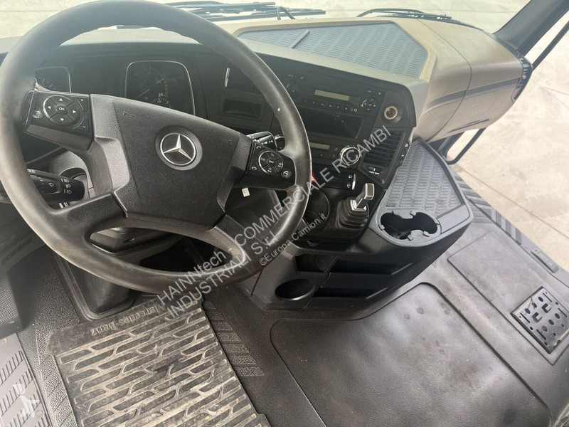 Mercedes ACTROS 2500mm GIGA SPACE truck part