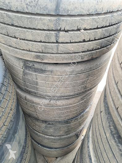 Reservdelar lastbilar trailer tire 385/65 R...