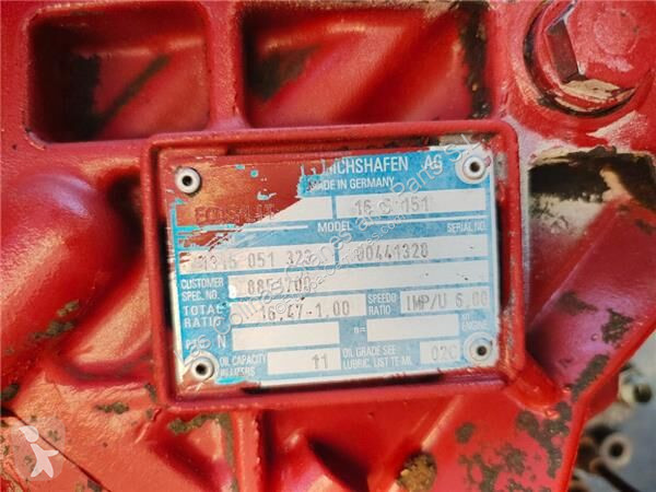 قطع غيار الآليات الثقيلة Iveco Boîte de...