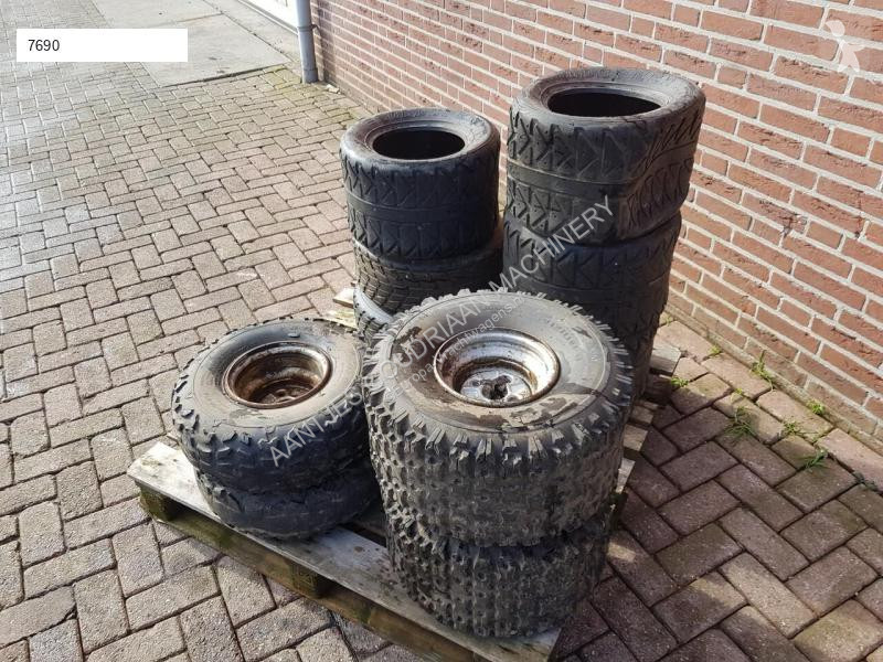 Reservdelar lastbilar Yamaha Banden voor de...