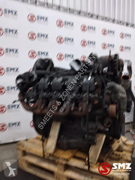 Náhradní díly pro kamiony Mercedes Occ motor...