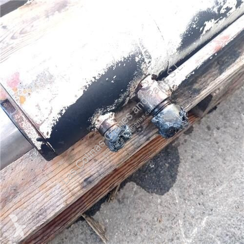 قطع غيار الآليات الثقيلة Renault Vérin...