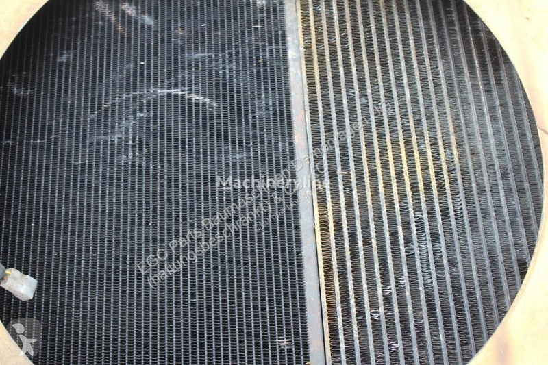 Pièces poids lourds Liebherr Radiateur d'huile...