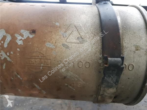 Pièces poids lourds Nissan Pot d'échappement...