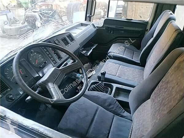 Náhradní díly pro kamiony Nissan Siège Asiento...