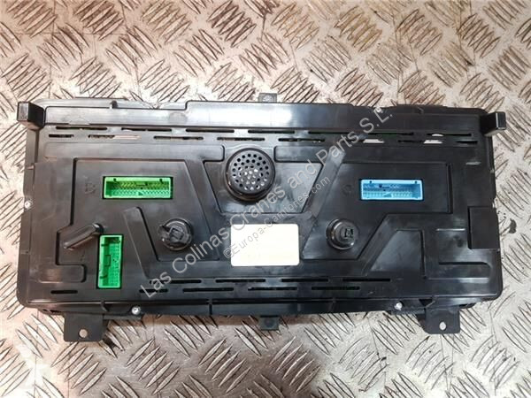 Reservdelar lastbilar Volvo Tableau de bord...
