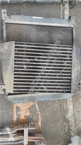 Pièces poids lourds Nissan Radiateur de...