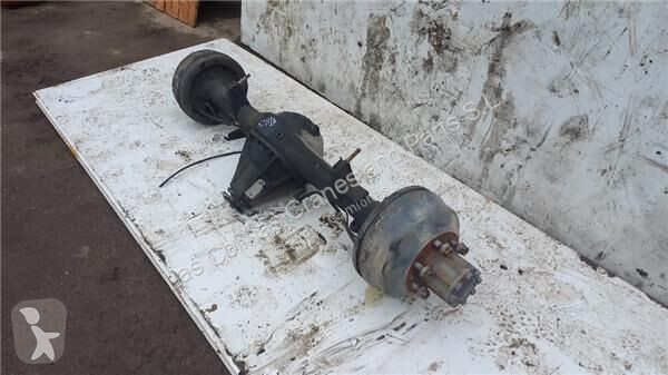 Ricambio per autocarri Nissan Différentiel pour...