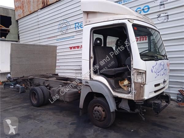 Pièces poids lourds Nissan Pot d'échappement...