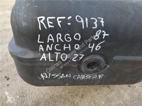 Pièces poids lourds Nissan Réservoir de...