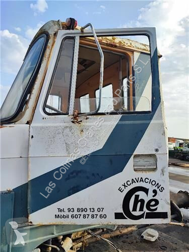 Náhradní díly pro kamiony  Cabine pour camion...