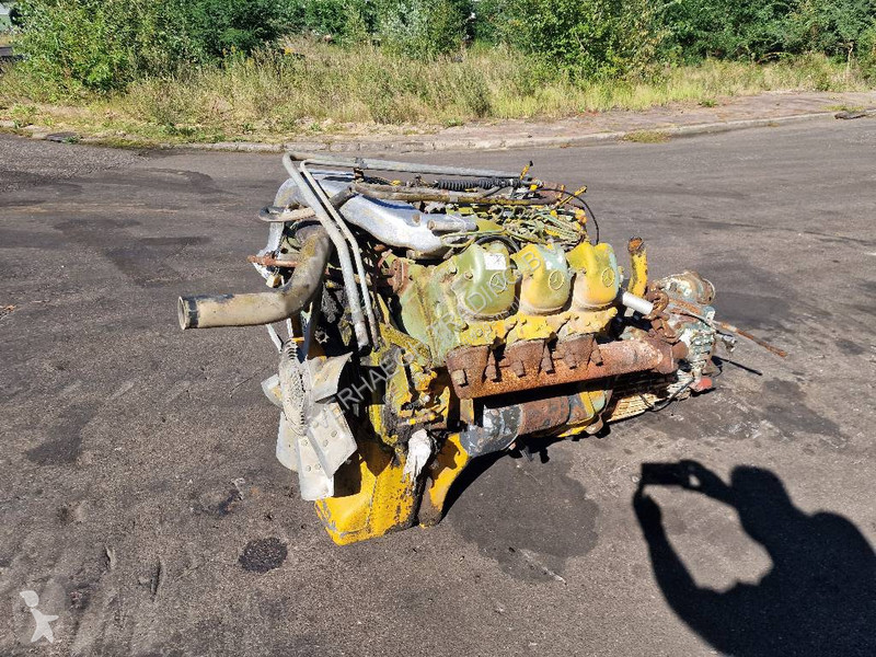 Náhradní díly pro kamiony Mercedes OM 401