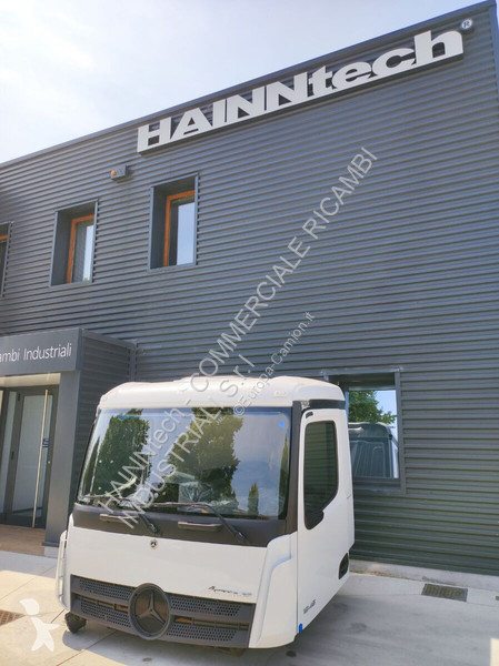 قطع غيار الآليات الثقيلة Mercedes AROCS ACTROS...