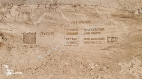 Vrachtwagenonderdelen DAF Aileron pour tracteur...