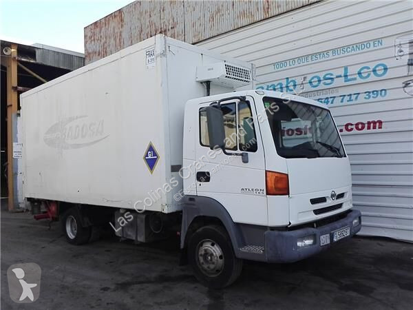 Pièces poids lourds Nissan Boîtier de filtre à...