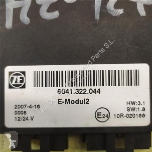 Reservdelar lastbilar DAF Unité de commande ZF...
