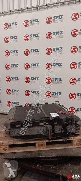 Reservdelar lastbilar Renault Occ radiator +...