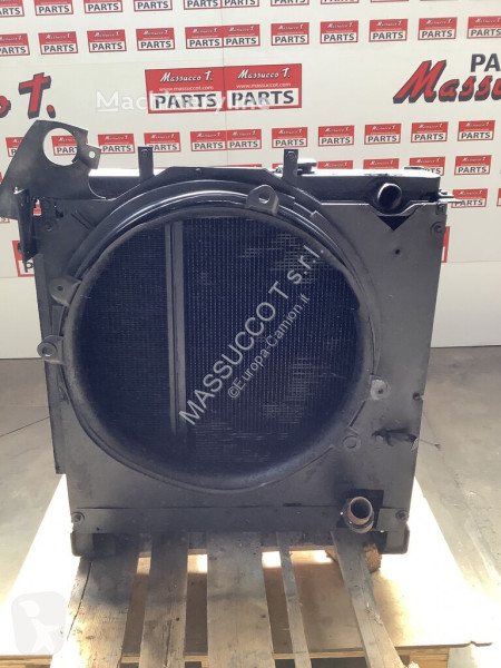 Reservdelar lastbilar Hitachi Radiateur d'huile...