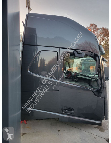 Náhradní díly pro kamiony Volvo FH Globetrotter XL