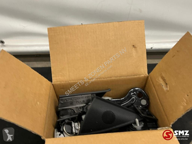 Vrachtwagenonderdelen Mercedes Occ set...