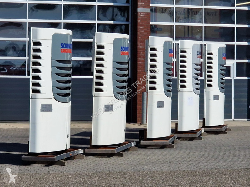 قطع غيار الآليات الثقيلة Schmitz Cargobull 5x...
