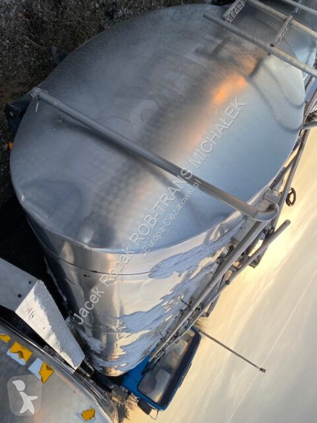 Attrezzature automezzi pesanti  Od 5000 l do 22...