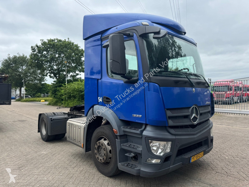 Náhradní díly pro kamiony Mercedes Truck...